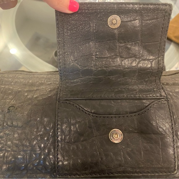 Givenchy Black Pandora sheepskin leather large messenger bag - Picture 12 of 16